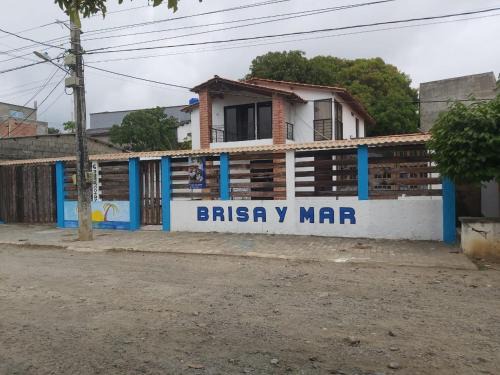 Hostal Brisa y Mar