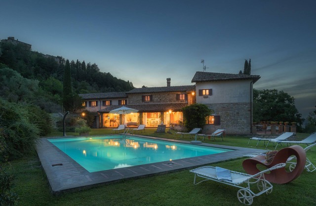 Hostal de Todi 12, Emma Villas