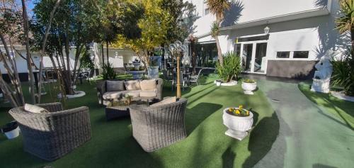 Hostal Escala Suites