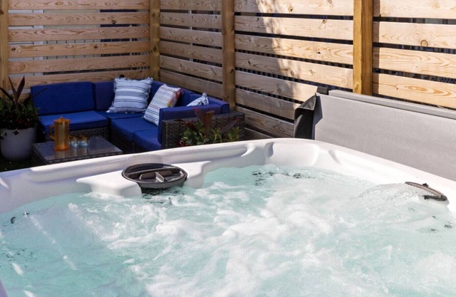 Hot Tub | Light & Bright w/Deck | Walk to Butler!