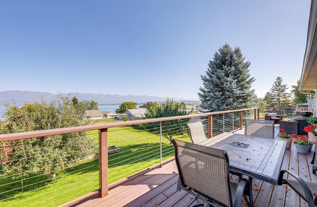 Hot Tub, Views & Private Dock: Polson Haven!