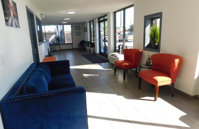 Hotel 10 Extended Stay