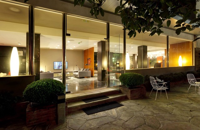 Hotel Astari