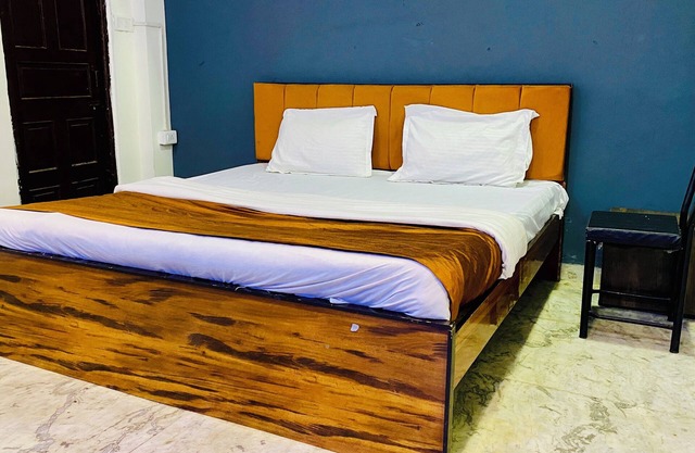 Hotel Bamleshwari