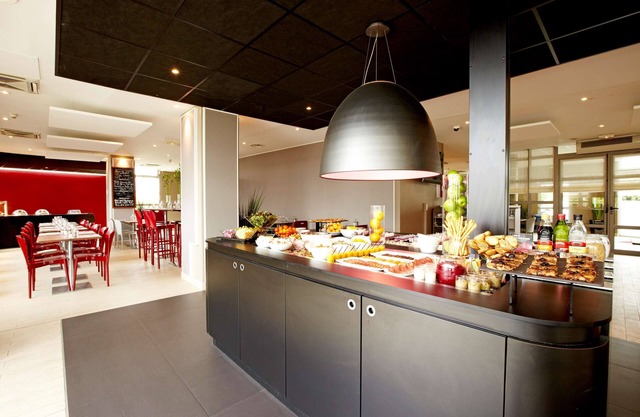 Hotel Campanile Marne La Vallée - Bussy Saint Georges