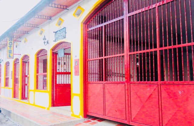 Hotel Colonial - Honda -