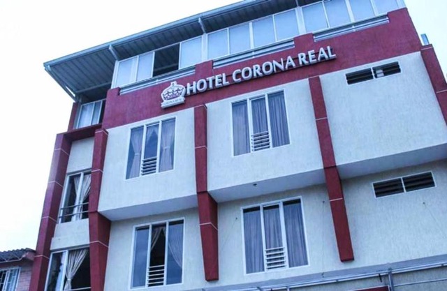 Hotel corona real