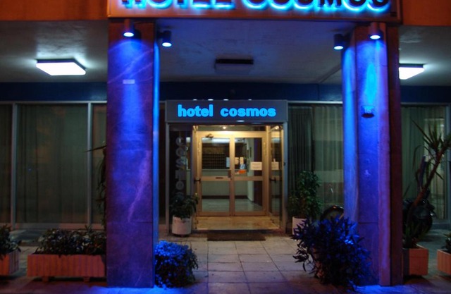 Hotel Cosmos
