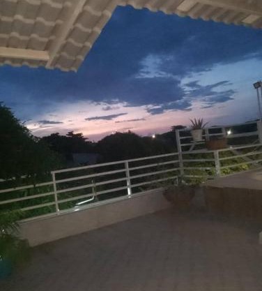 Hotel Cra17a21a avenida 22 cerca a escenario deportivos iglesias y clinicas