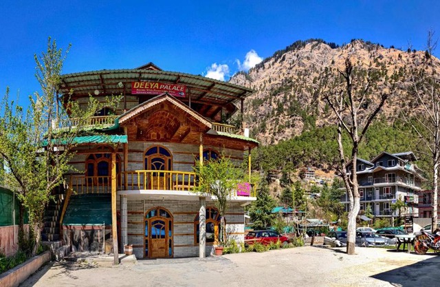 Hotel Diya Palace- With parking Main market, Kasol