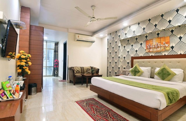Hotel Emporio