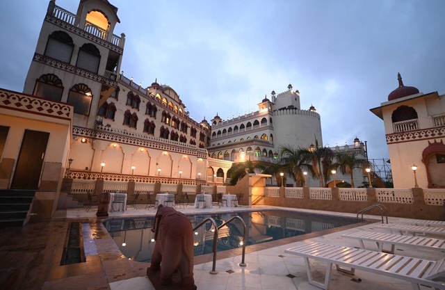 Hotel Fort Chandragupt Jaipur