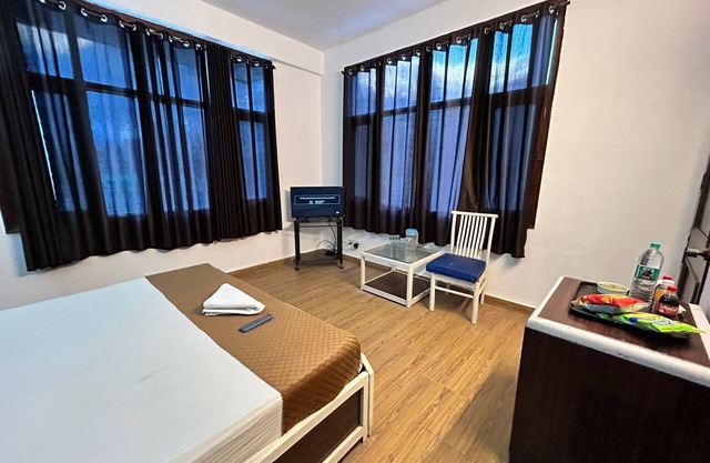 Hotel Manali Palace