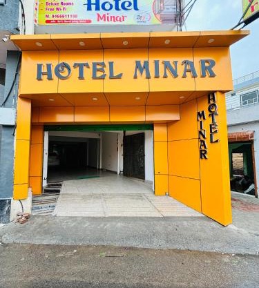 Hotel Minar