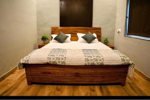 Hotel New City Lite Near IGI Airport Delhi