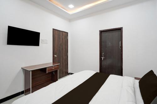 Hotel O Midway Treat Barwani