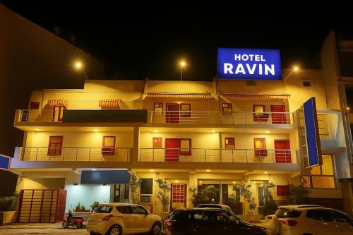 Hotel RAVIN IGI AIRPOT NEW DELHI MAHIPALPUR
