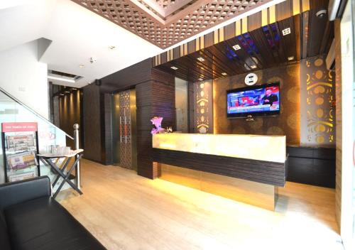Hotel Shanti Stay Near IGI Delhi Airport