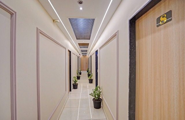 Hotel Sukoon, Best Luxurious Hotel Rooms In Surat City Center