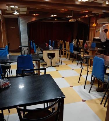 Hotel Thalapathi