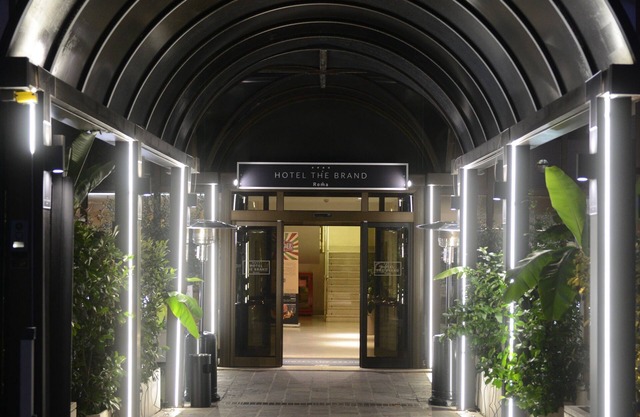 Hotel The Brand