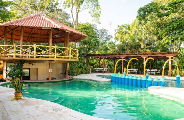 Hotel y Bungalows El Jardín