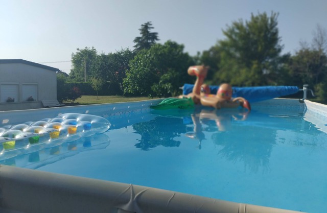 House 2.4.6 persons with swimming pool, petanque court near Beaune Vignoble