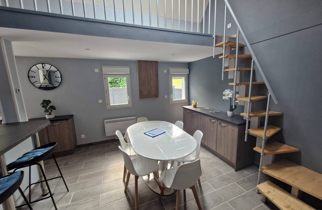 House 3★, Les 4 As, exceptional setting 800 m from the sea, sleeps 6.