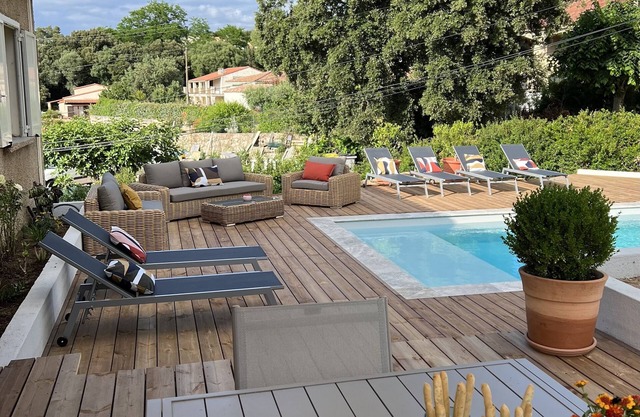 HOUSE 4* SWIMMING POOL - 10 min beaches - 8 people CLIMATIZED BARBECUE