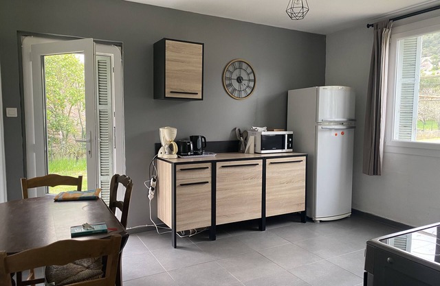 House between sea and mountains