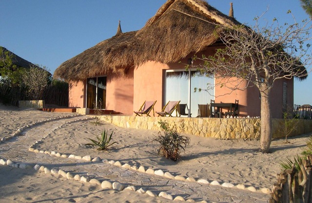 HOUSE BY THE SEA IN ANAKAO