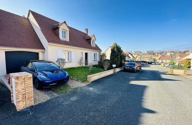 House in Le Mans, 6 rooms, sleeps 8