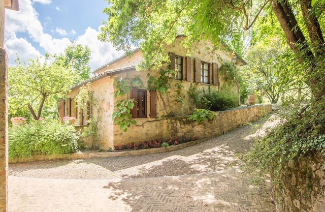House in Umbertide with Pool and Historic Charm