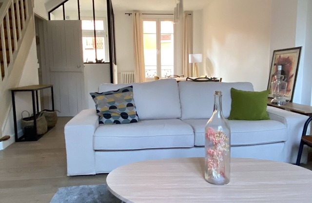 House Paris La Défense, 15 minutes from Saint Lazare