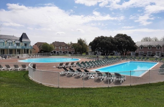 House port bourgenay near golf and beach