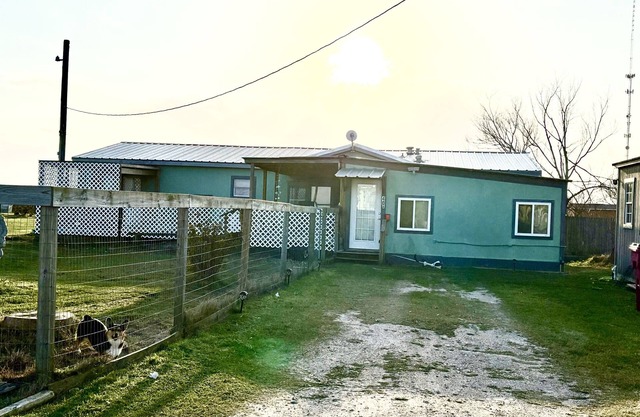 House set off the Intercoastal w/pool & playground