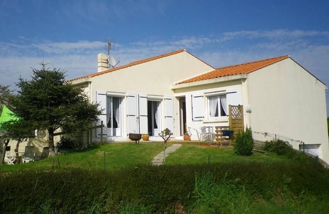 House Vendée character (close to the Golf, the harbor, the beach)
