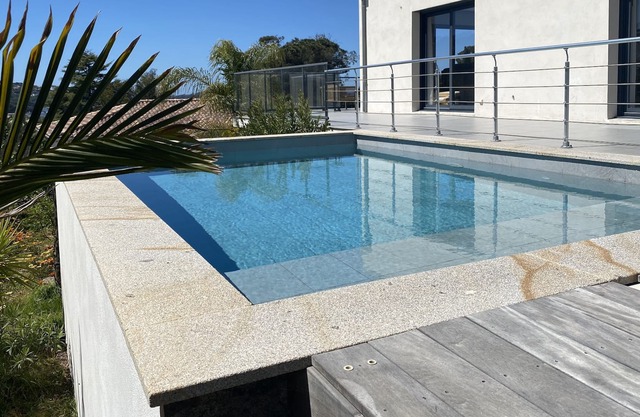 House Villa Livia swimming pool 500m from the beach