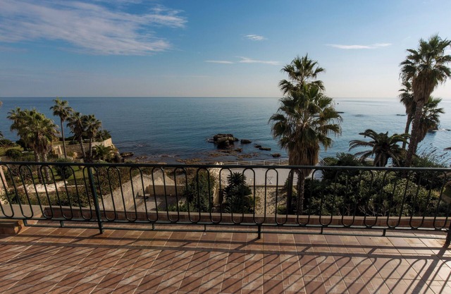 House with Big Terrace in Seaside, Syracuse - Ortigia
