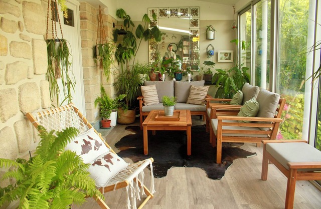 House with garden 30 minutes from Disneyland and the center of Paris.