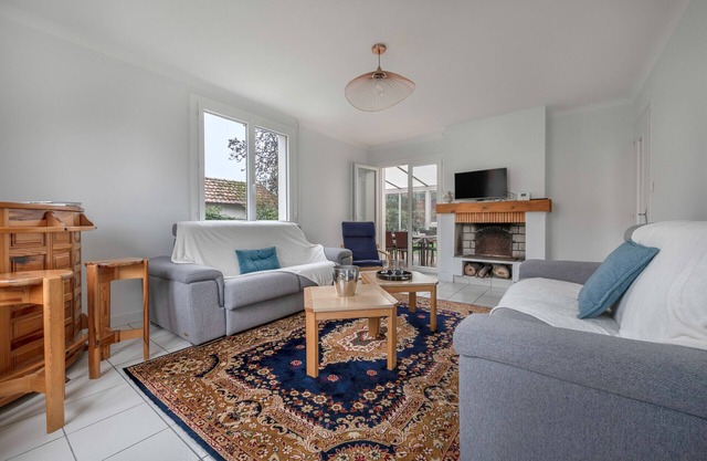 House with garden 500m from the beach, Pornic