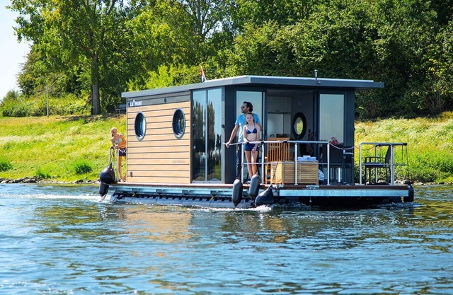 Houseboat Houseboat Houseboat vacation Maasplassen Limburg Otter Easy Houseboats