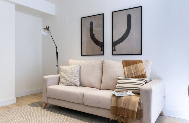Housing Castellana XXI by Sharing Co