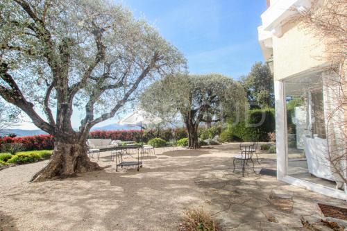 HSUD0095-Clos Notre Dame