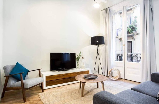 Huge 4bedroom with terrace in Las Ramblas
