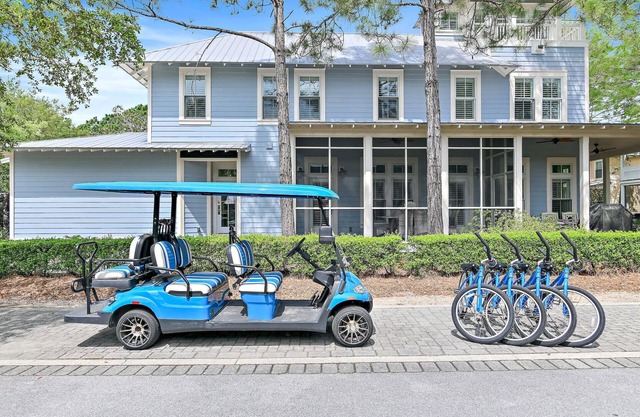 Huge at 2,360 SqFt, Golf Cart & 4 Bikes! 4 WaterColor Pools, Beach Club & Camp -