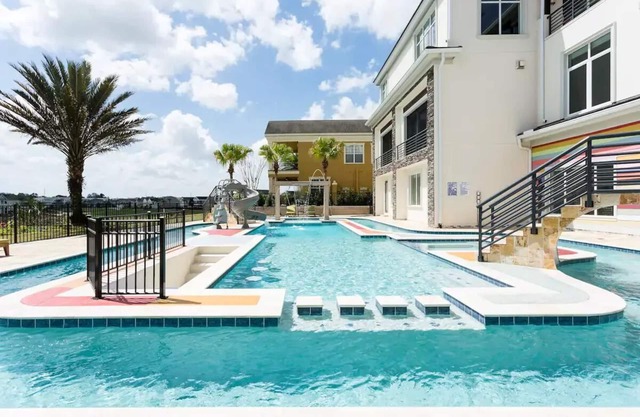 Huge Gulf Course-Front House w/Bowling Alley, Lazy River, Home Theater & More