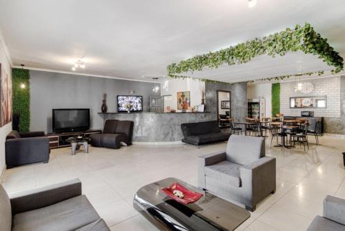 Hunni Hotel Melrose Edge