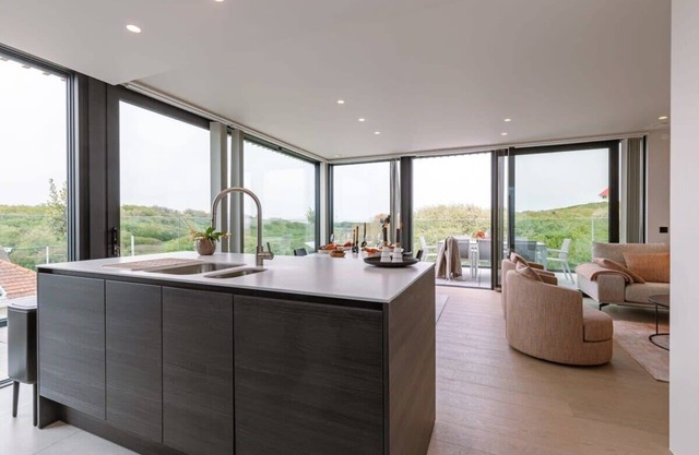 Huswell - Luxurious penthouse with beautiful seaview