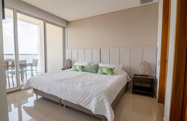 ★Hyatt H2★Luxurious 1 Bedroom Apt in 17th Floor★